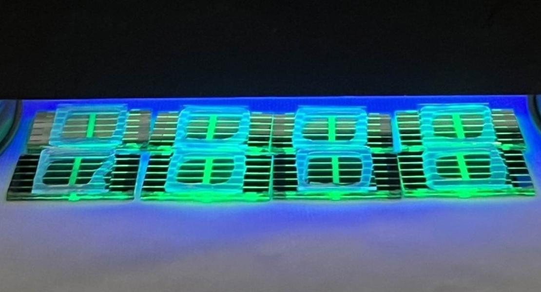 Substrati LED di perovskite verde