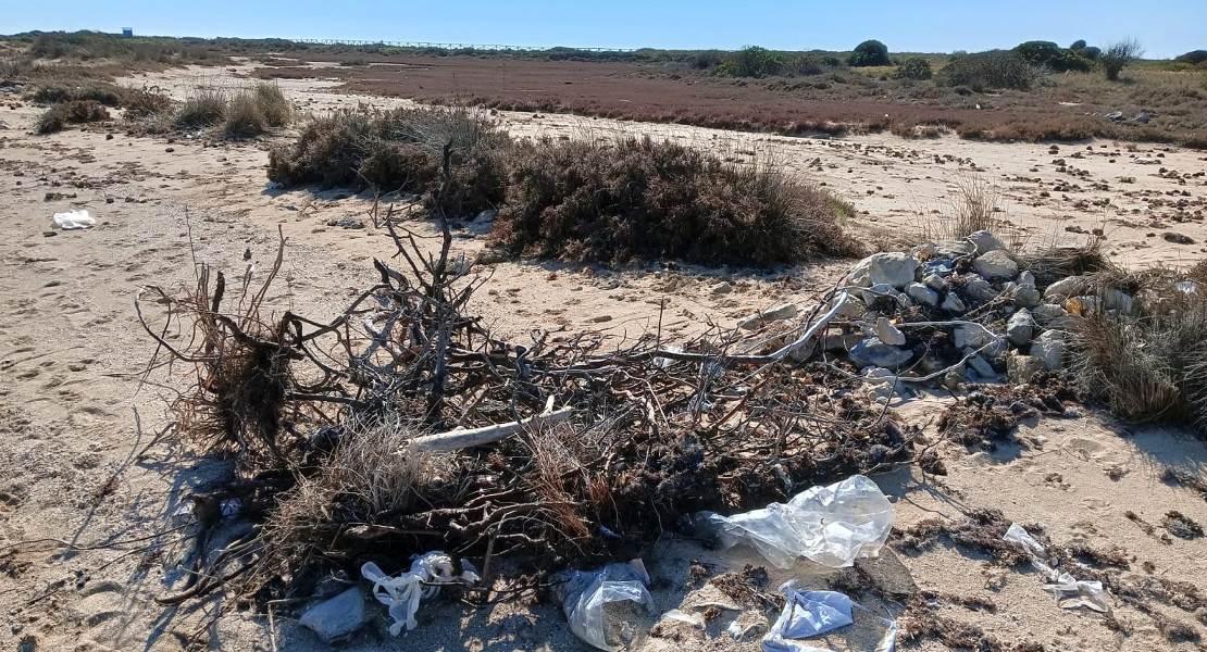 Ambienti inquinati da microplastiche e nanoplastiche.