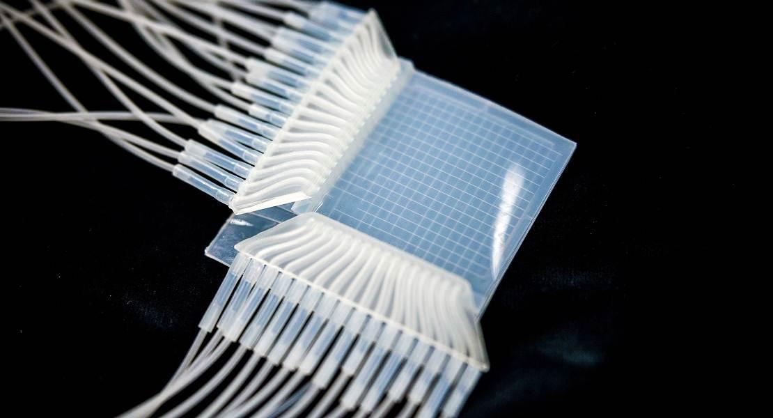 Il touchpad pneumatico è realizzato in morbido silicone.