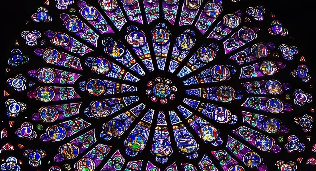 Le nanoparticelle di metallo in vetro creano i colori in vetro colorato quando la luce li colpisce e genera plasmoni.