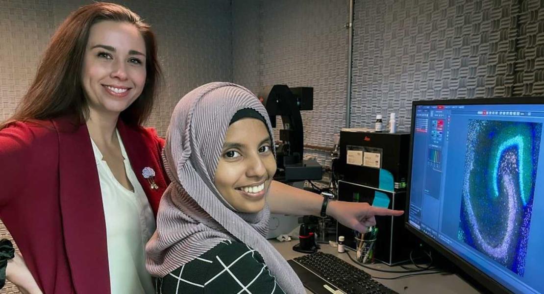 L'autrice senior Shannon Farris (a sinistra) e la prima autrice Renesa Tarannum del Fralin Biomedical Research Institute del VTC.
